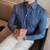 Chemises décontractées pour hommes Style britannique mode à manches longues rayé pour hommes vêtements 2023 Slim Fit affaires vêtements de cérémonie bureau Blouse Homme