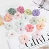 Gedroogde bloemen 50 STKS Kunstmatige Goedkope Zijde Daisy Head MINI Thuis Bruiloft Decoratie DIY Scrapbook Fake Plant Kerstkrans Hoofdtooi