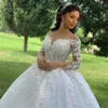 Abito da sposa da donna arabo 2023 O-collo Illusion Neck Bead Appliques in pizzo Fiori Puffy Princess Abito da sposa Vestidos De Novia Custom Made Robe De Mariage