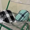 Basker amerikansk baby kontrast vanlig mönster mäns vår och sommar mode retro front hatt g220612