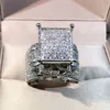 Solitaire Ring 925 Sterling Silver High Quality White Zircon Diamond Ring Geometric tredimensionell diversifierad ring lämplig för par 230609