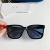 Men's and Women's Sunglasses Summer Classic UV Protection Retro Plate Square Full Frame Fashion with Glasses Case