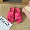 2023-Womens Beach Slippers Famous Classic Flat Heel Summer Designer Fashion Flops Leather Lady Slide Famale Shoes Hotel Bath Ladies Sexy Sandals Stora