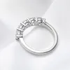 Pierścień Smouee White Gold D Color Pierścień 4 mm dla kobiet 1.5ct Stone Match Diamond Wedding Some