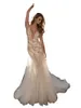 Berta sjöjungfru RACKLESS bröllopsklänningar kastar halsinspets Applique Crystal Brudklänningar Sexig illusion Bodice Fishtail Wedding Dress