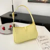 2022 Sac à main de haute qualité sac en cuir classique sac à main sac à main de haute qualité sac à épaule pour femmes baguette mode multicolore en gros