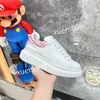 Topp märke Fashion Quality Casual Shoes Heel Leather Lace-Up Sneaker Running Trainers Letters Flat Printed Sneakers2023