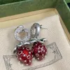Designer de luxo diamante alfabeto morango pingente brincos charme aretes orecchini moda feminina joias requintadas de alta qualidade com caixa