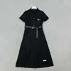 Vestidos Casuais Básicos Estilistas Verão Novo Estilo Commuter Celebridade Temperamento Triângulo Contraste Saia Plissada Bainha Camisa Vestido Gola MYO6