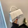 Pas cher 80% de réduction sur les sacs sac pour femme 2023 nouvelle lettre impression sablier sac mode pièce unique diagonale Straddle sac à main code 561