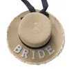 Breda brim hattar sommar brud halmvävande hattbröllop med pärla brud/fru brev dekor utomhus kvinna grov selvedge