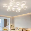 Żyrandole 2023 Nowoczesny żyrandol LED do salonu sypialnia jadalnia w pomieszczeniach lampy sufitowe białe zdalne urządzenia oświetleniowe