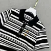 Robes décontractées basiques Designer Summer New Commuter Style Minimalist Fashion Stripe Contrast Triumphal Arch Fold Up Collar Dress QDNA