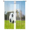 Tenda Pallone Da Calcio Sul Campo Di Erba Verde Con Città Sfocata Tulle Tende Trasparenti Per Soggiorno Cucina Decor Voile Organza