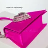 Totes Rhinestone Heart Shaped Satin Handbags Women Fashion Boutique Chic Bling Crystal Trapezoid Evening Clutch Purses Wedding Party