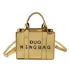 De nieuwe 2023-editie Bright Face Tote Bag INS Dames Netto Rode Letter Eenvoudige handbediende crossbodytas 70% Designer Outlet Sale