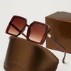 Gafas de sol de diseñador de lujo para hombre anteojos Lente de PC marco completo UV400 a prueba de sol gafas de moda para mujer de gran tamaño Adumbral para playa al aire libre con caja