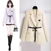 Top Designer Merkkleding Dinner Dre Dames Profeional Pak Damesblazer Mode Premium Blazer Grote maten damestopjas Gratis riem