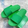 Paar populaire slippers Slider sandalen Zeezout snoep kleur klassieke eenvoudige mode strand zwembad vakantie antislip badkamer met slippers