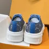 Sapatos esportivos femininos de esquadrão femininos casuais Tecido denim engrossado Sola de borracha elevada Sapatos de lona de impressão baixa Tênis 35-40