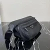 2VH994 Мужская взрывоопасная нагрудная сумка, нейлоновая сумка через плечо. Высококачественное индивидуальное качество, все красивое и практичное можно использовать в качестве сумки под мышками.