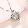 Hänghalsband Delikat hjärthalsband för kvinnor som stenas glänsande kubiska zirkoniumförlovningsparti Love Gift Fashion Jewelry R230612
