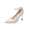 Chaussures habillées femmes pompes à talons aiguilles Design de mode or argent décontracté fête de mariage cristal chaîne en métal talons hauts dames Sexy Shoes31-43