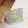 Cosmetic Bags Vintage Floral Canvas Bag Washing Large Capacity Travel Portable Clutch Makeup Lipstick Storage Pencil Case