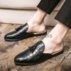 Hausschuhe Schwarz Patent Leder odile Mules Männer Halbe Schuhe Für Mann Mode Designer Schuhe männer Luxus Zapatillas Hombre Casual slip Auf J230613