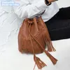 Fabrik Großhandel Damen Umhängetaschen 4 Farben handgemachte Quaste dickes Leder Eimer Tasche Street Fashion Seil Rucksack Joker einfarbig Frauen Handtasche 907#