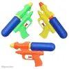 Plack Play Water Fun 1pcs Random Summer Beach Toys Gun Multicolor Birthday Prezenty na park Party Outdoor Aktywność R230613