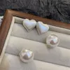 Studörhängen älskar hjärta pärla kvinnor ljus lyx smycken korea mode enkel borstad design bröllopsfest smycken gåvor
