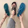 Slippers Fashion Summer Women Женщины с плоскими сандалиями Открыть пальцы с твердым цветом.