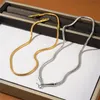 Franska enkla unika ormbenkedjans halsband för kvinnors mode mångsidiga charm smycken tillbehör