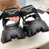 Casual skor läder sportsandaler män kvinnor gummi tofflor glida sommarmode