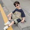 Set di abbigliamento Ragazzi Abito estivo Stile coreano Bambini e ragazzi Pantaloncini a maniche corte Set di due pezzi Abbigliamento alla moda alla moda 230612