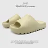 Hausschuhe Sommer Männer Frauen Indoor Eva Hohe Weiche Unterseite Sandalen Offene spitze Trend Slides Leichte Strand Schuhe Hause