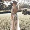 Vintage Dantel Boho Beach Gelinlik Uzun Kollu Aplike Sırtsız Ülke Tarzı Bohem Gelinlik Gelin Gowns Hippi Çingene Vestido