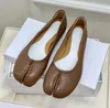 Luxur Designer Flat Ballet Shoes Dress Party Leather Ankle Boots Designer Sandaler Semi-Casual Shoes Party Ballet Shoes Lammskinn Calf Dance Size 35-39 Box