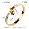 Regalo di gioielli placcati in oro di alta qualità Diamante appeso piccolo lucchetto Accessori a forma di cuore Bracciale in acciaio inossidabile per donna