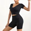 Chándales para mujer Conjuntos activos 2 piezas Yoga sin costuras Mujeres Gimnasio Pantalones cortos deportivos Mangas Tops Cintura alta Leggings cortos Ropa deportiva Conjunto de entrenamiento