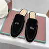 Мужские пляжные тапочки дизайнерские туфли Lazy Flat Baotou Flip Flops обувь 100% кожаные женские туфли Slides Lidse Letter Классическая женщина с тапочкой металлические мужские сандалии размер