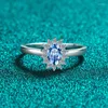 Cluster Ringen Royal Blue Moissanite Diamond Ring 0.5ct Duiveneieren Bright Cut 925 Zilveren Vrouw Mode Bruid Engagement Bruiloft Luxe