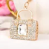 Keychains Fashion Ladies Gold Color Creative Square Handväska Form Keyring Big Crystal Stone Keychain White Rhinestone Car Bag Accessories