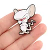 Brooches MD1178 DMLSKY Fashion Pin Cartoon Funny Mouse Couple Enamel Pins Backpack Bag Brooch Badges For Clothing Tie Kids Jewelry