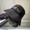 Lyxdesigners Bucket Hat för män och kvinnor höstvintrar Fiskarkeps varma designermössor fritidsmode hög kvalitet