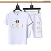 Il marchio più venduto Tute Abiti da corsa di lusso T-shirt e pantaloncini a maniche corte primavera estate stilista casual Tuta sportiva YZSU CJQC