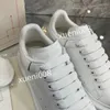 Brand Woman Fashion quality Casual shoes Heel leather lace-up sneaker Running Trainers Letters Flat Printed sneakers2023