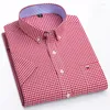 Mäns casual skjortor 2023 Summer Men's Short Sleeve Square Neck Plaid Stripe All Cotton Oxford Textile Business Single Pocket Shirt S-7XL