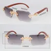 Luxury Moissanite Diamond Set Rimless Solglasögon Womans Big Stones Diamond Wood Sun Glasses Limited Edition Wood Solglasögon Män Kvinna Ny modellglasögon Storlek 58